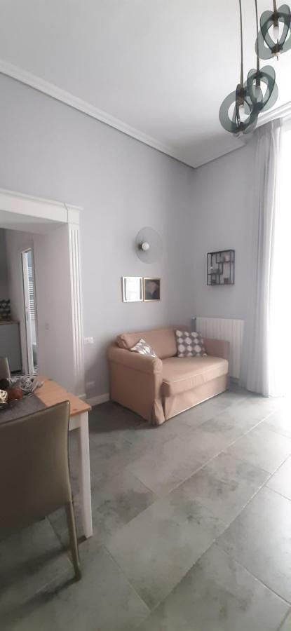 La Casa Di Flo Apartment Napoli Exterior foto